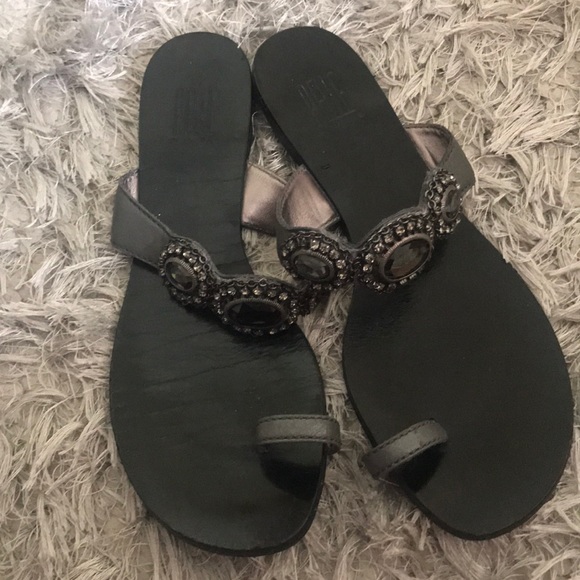 Pelle Mode. Black jeweled leather sandal size 8 - Picture 2 of 6